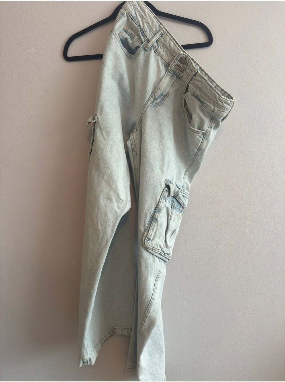 Aeropostale Baggy Wide Leg Cargo Size 8R Light Wash Jeans